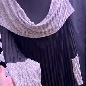 4X relaxed cows neck silky soft top